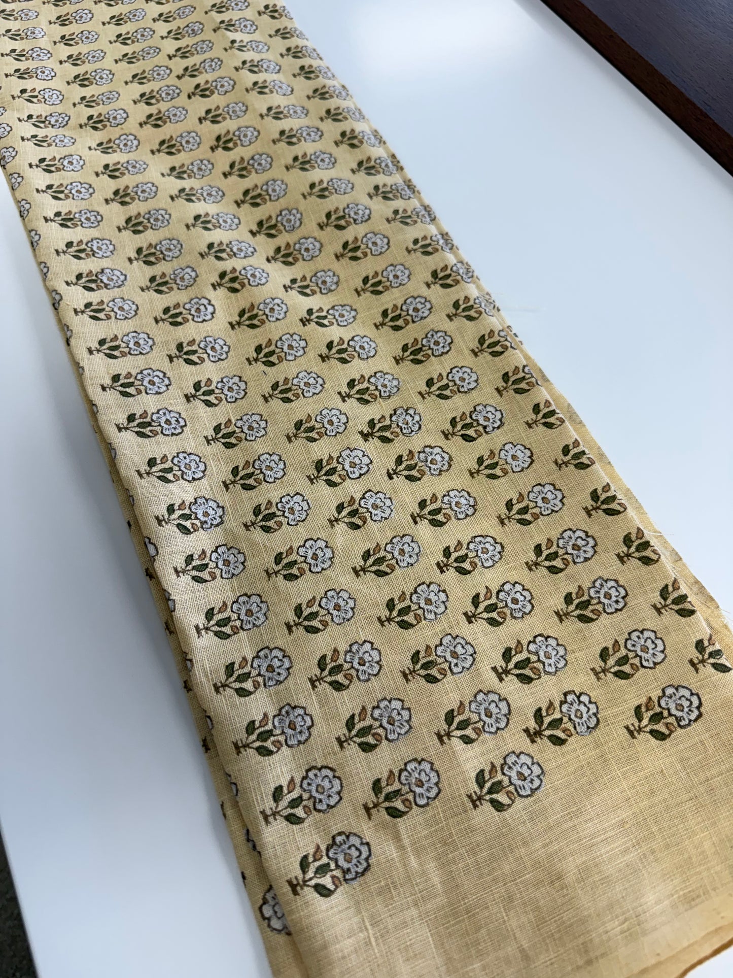Floral 0.5 yard