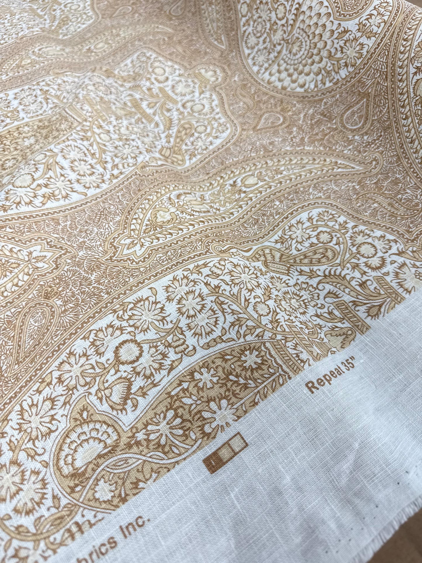 Quadrille, rajah paisley, 2.2