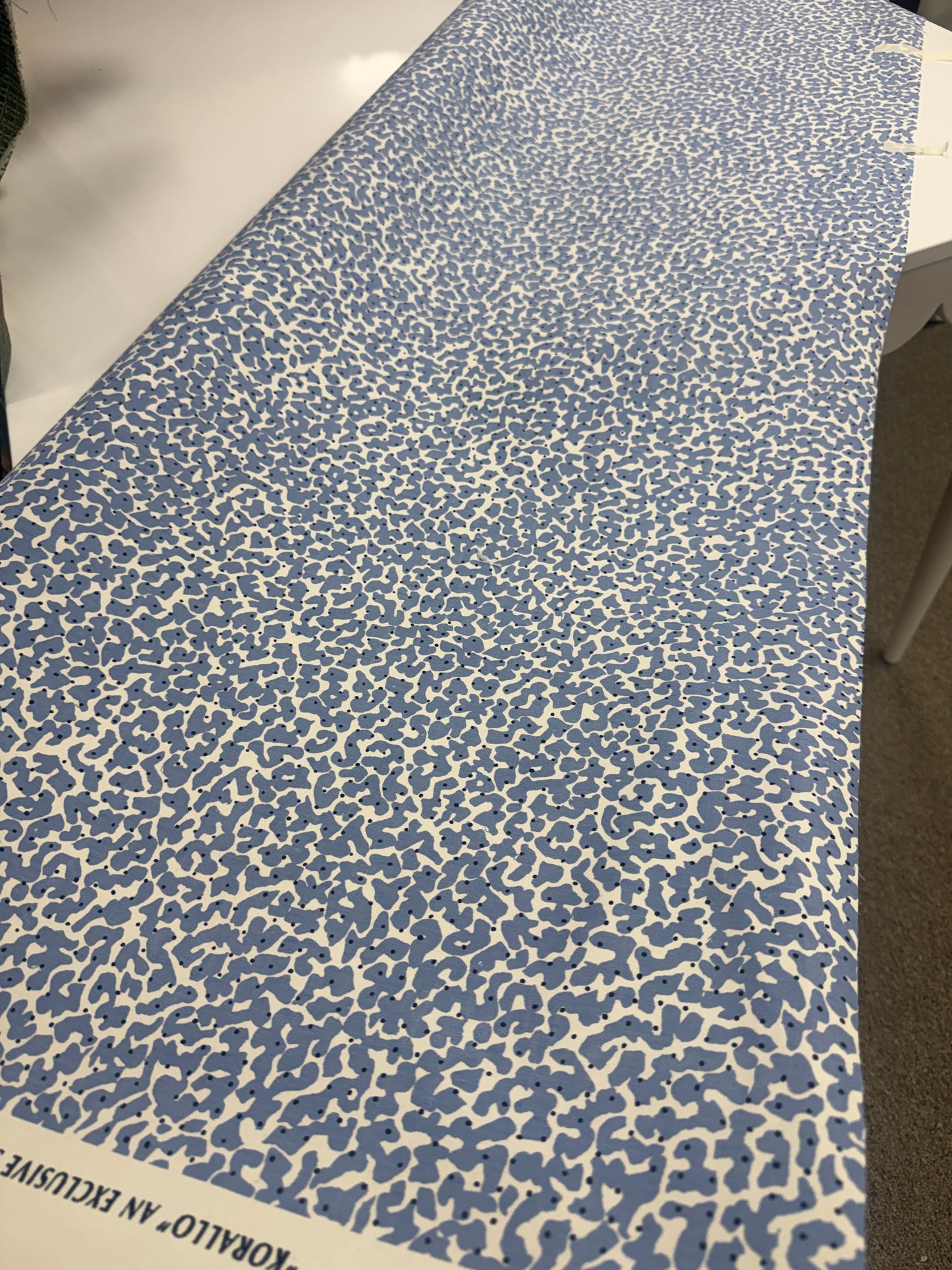 Jim Thompson, korallo, by the yard