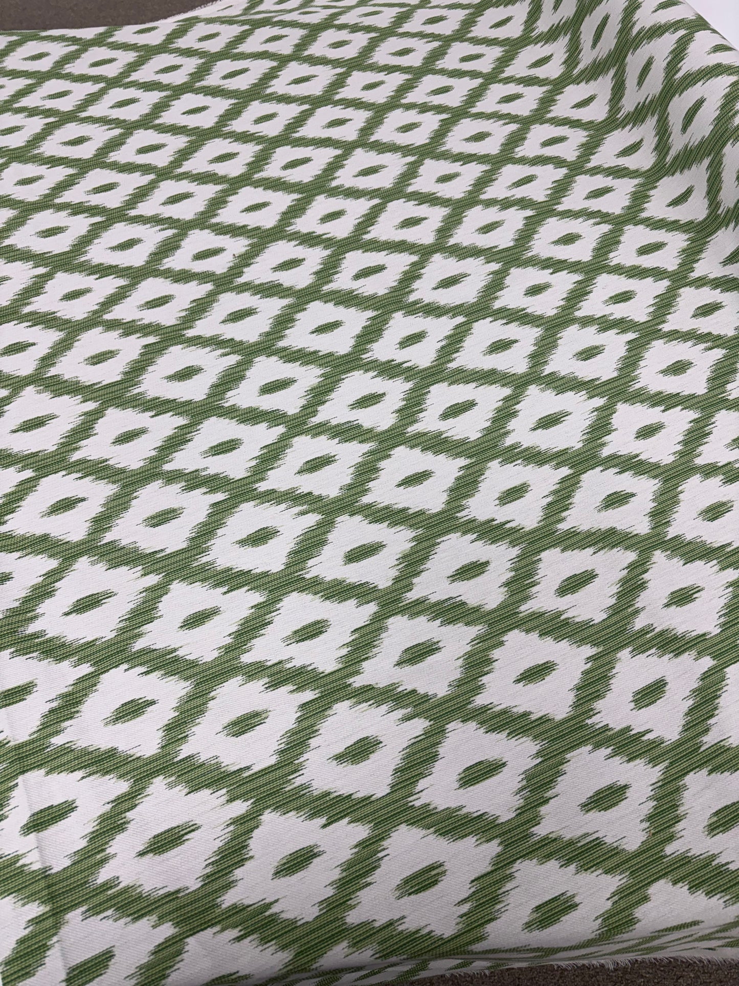 Kravet,pitigala, green, by the yard