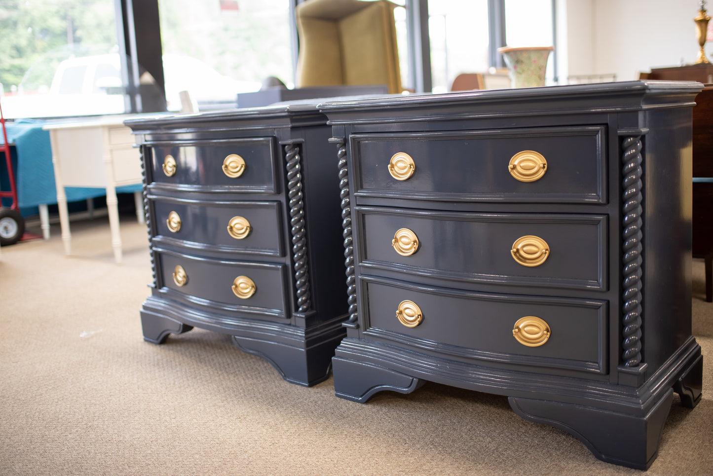 Pair of Nightstands lacquered hale navy