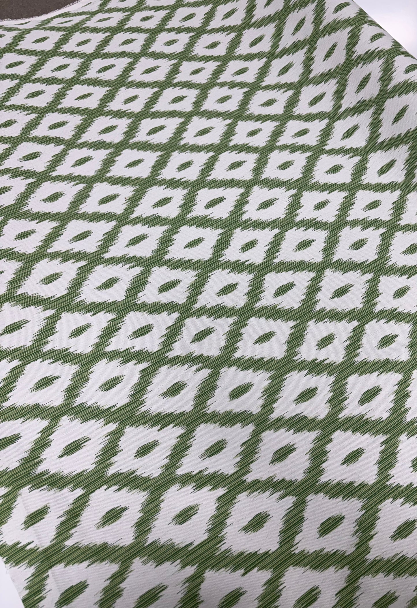 Kravet,pitigala, green, by the yard