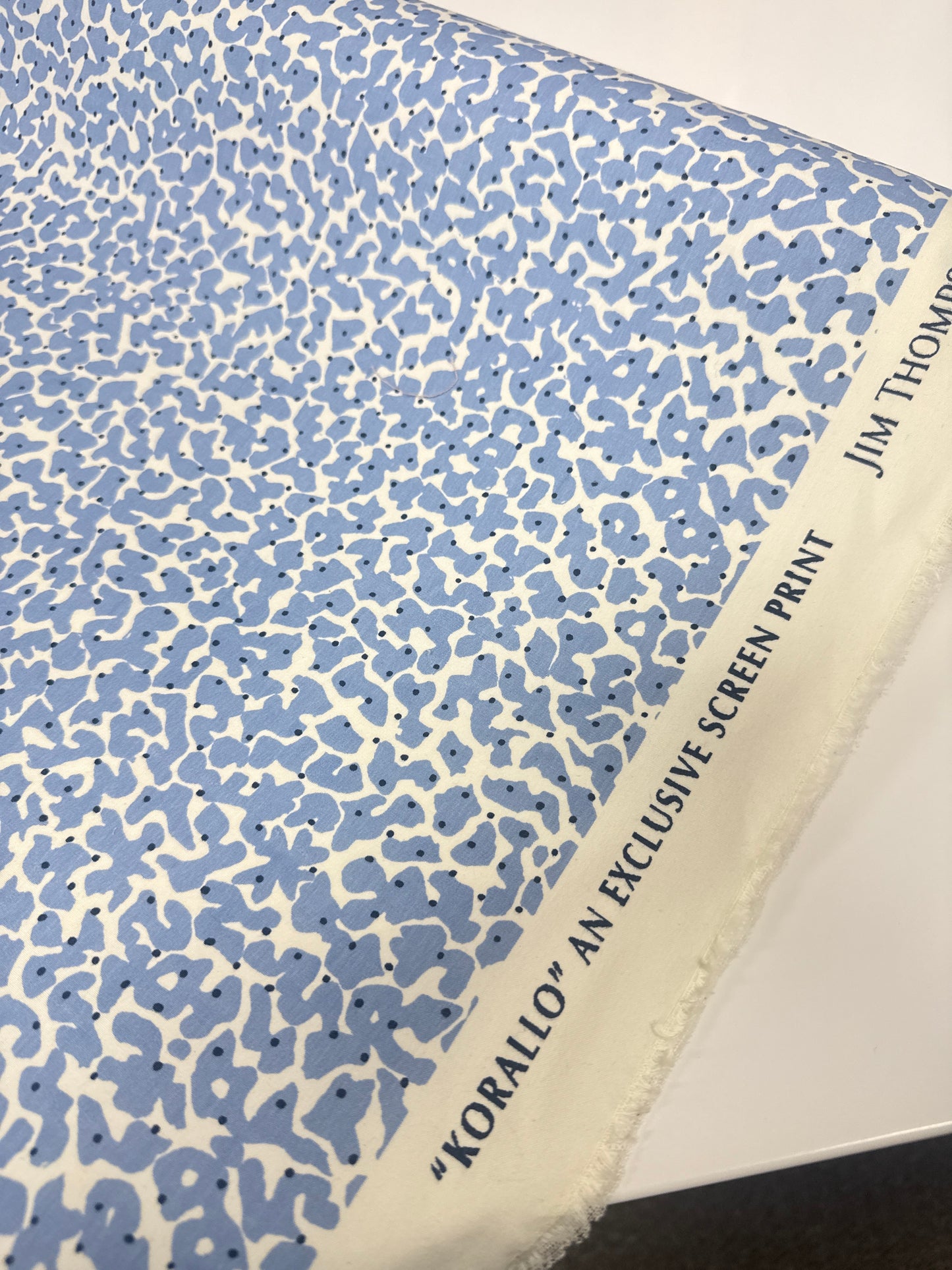 Jim Thompson, korallo, by the yard