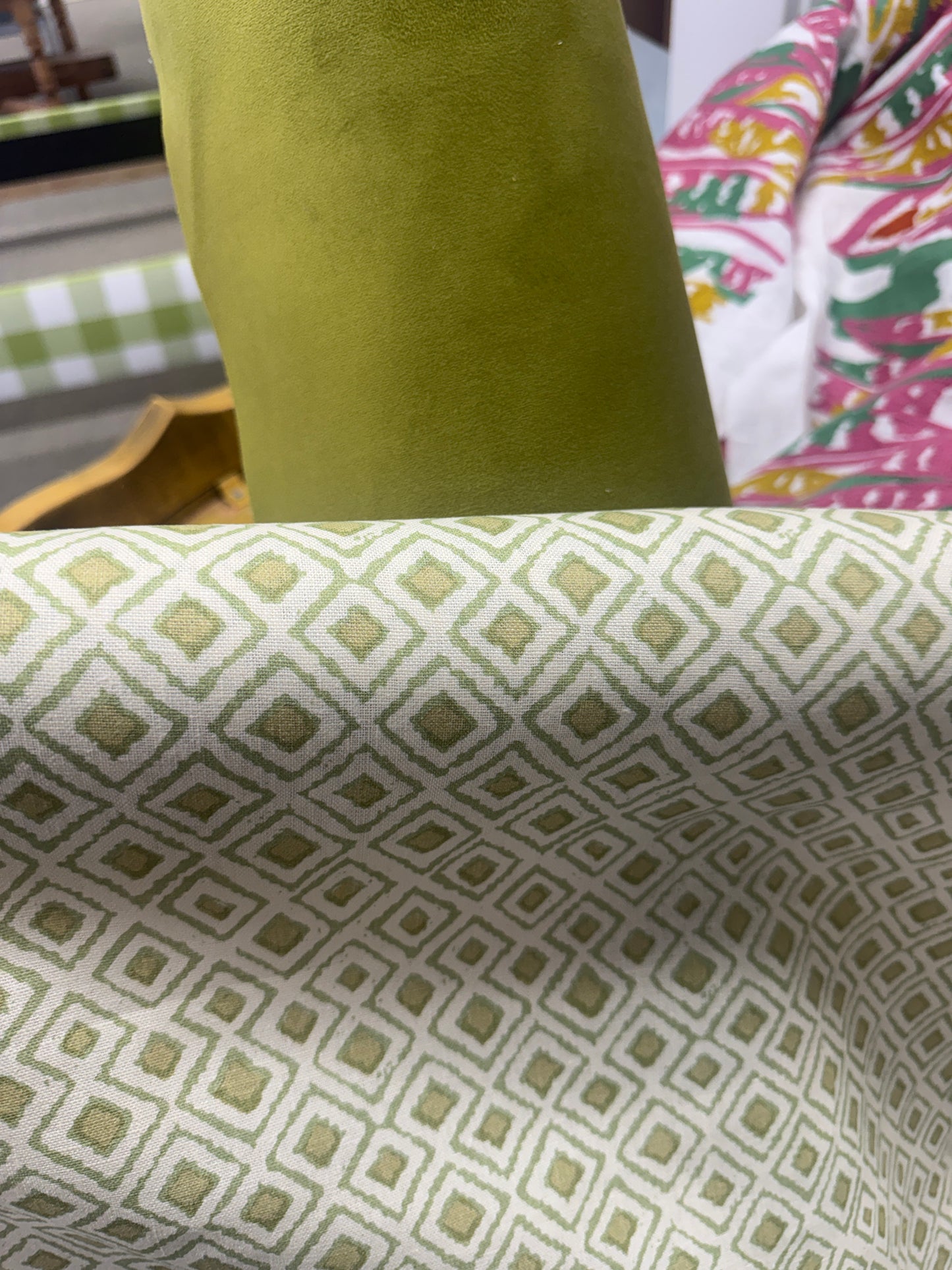 Green, 2.6 yards