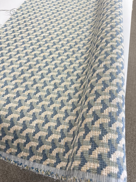 Cowtan and Tout, Rialto, 1 yard