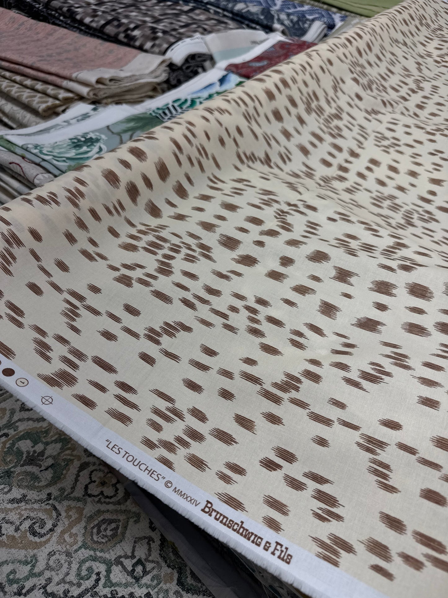 Brunschwig and fils, Les touches, 2.75 yards