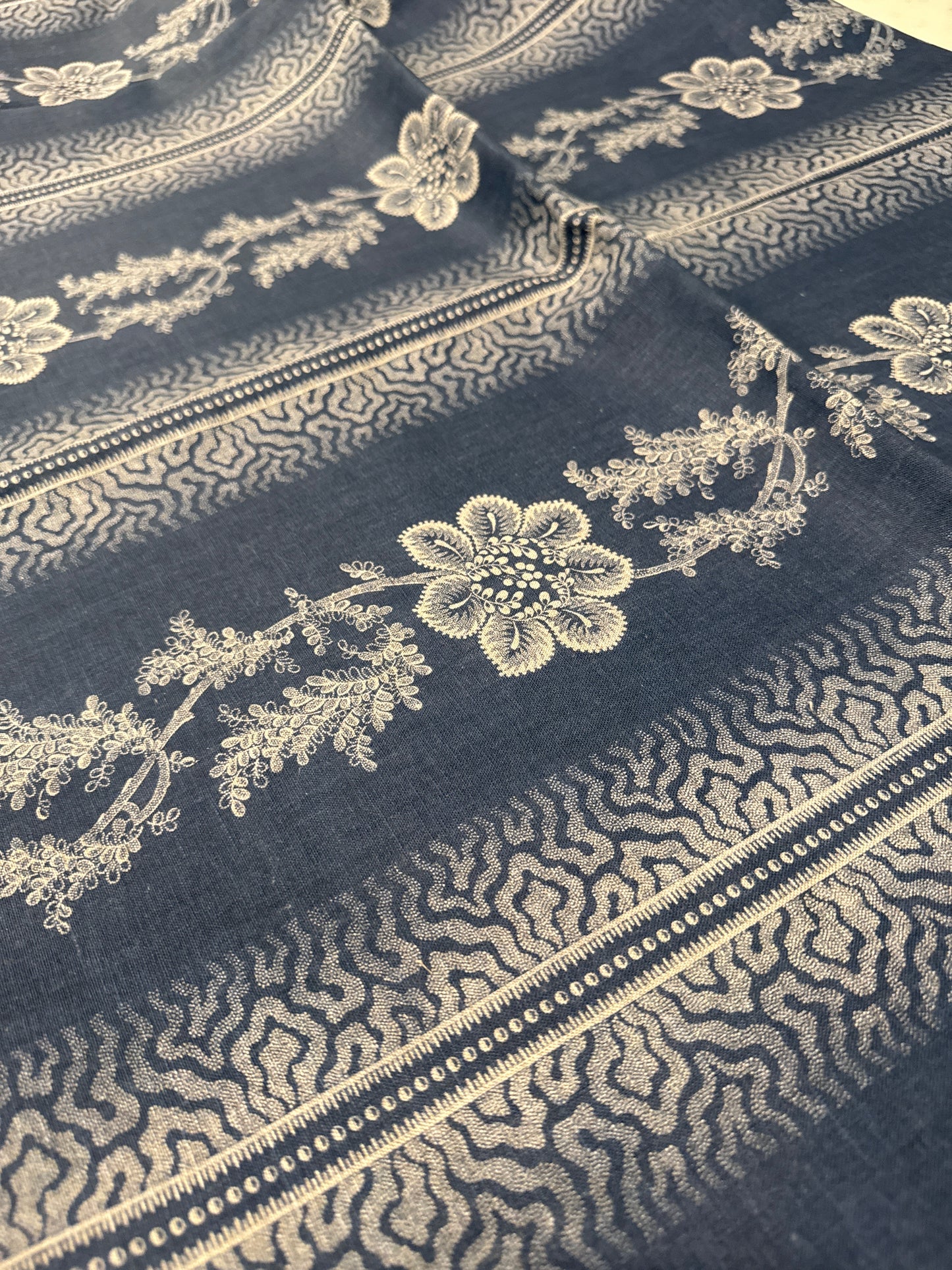 Lisa Fine, Daphne, By the yard