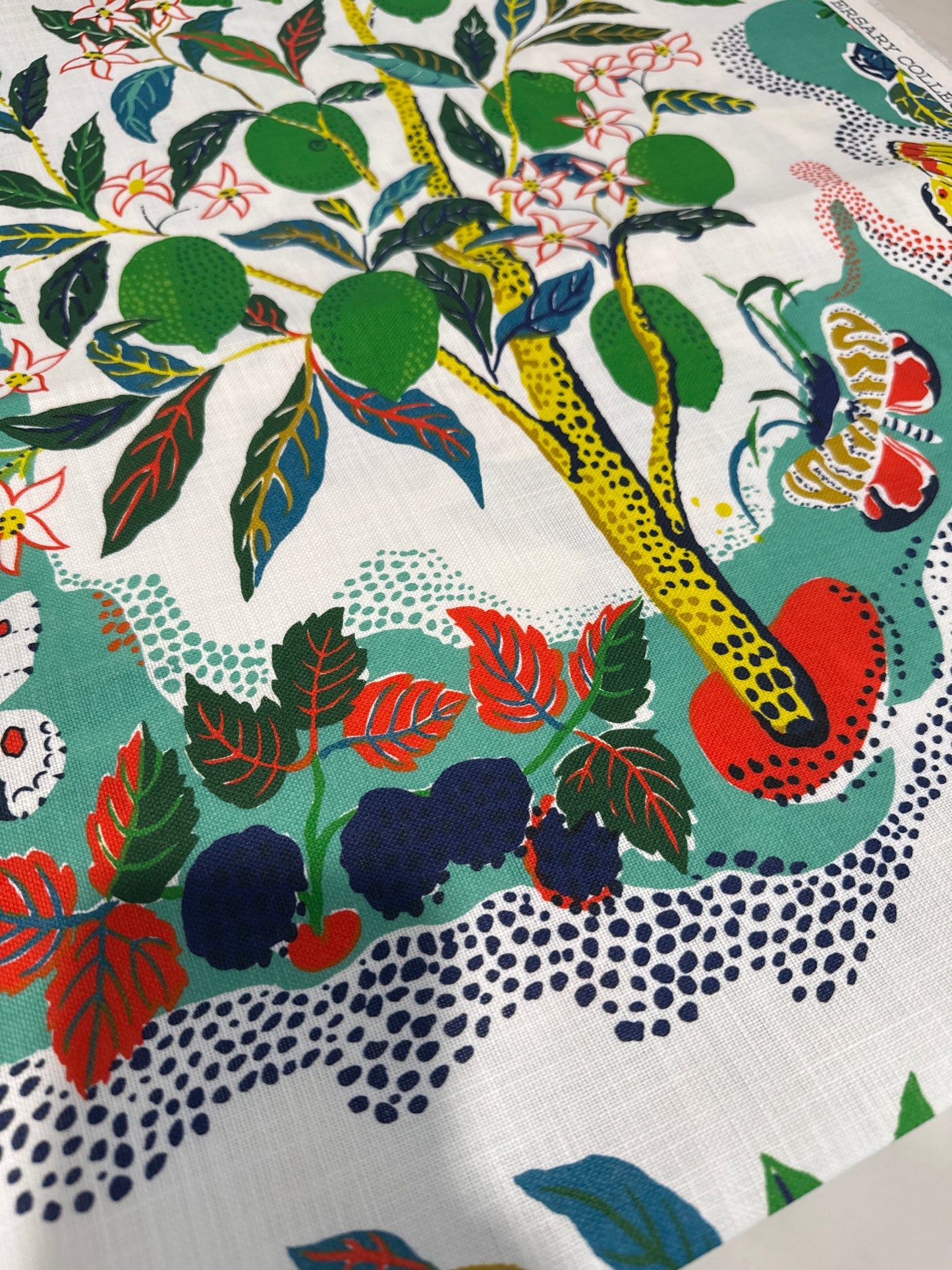 Schumacher, Citrus Garden, 2.1 yards