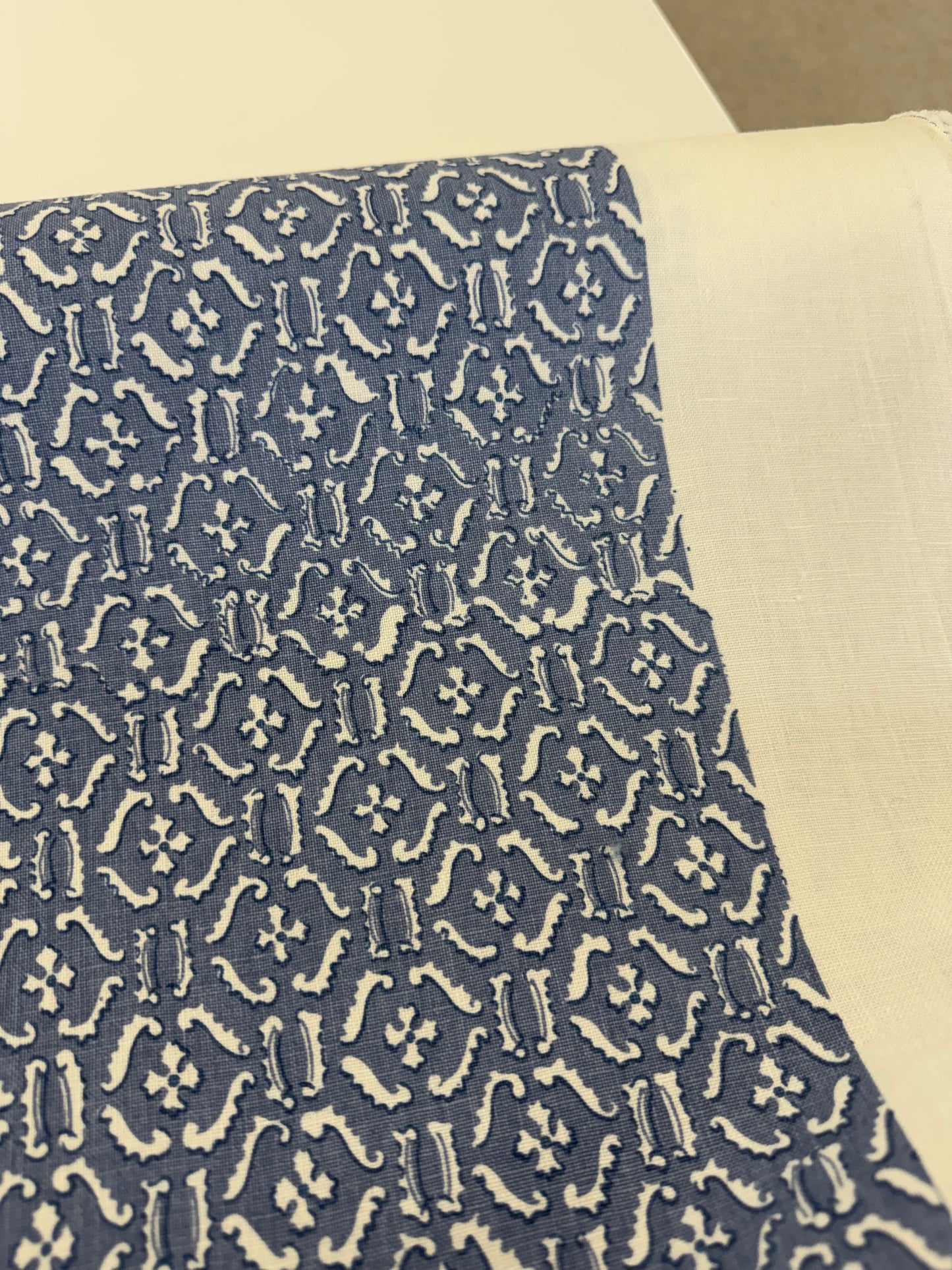 Raoul Textiles Ornamental Printed Linen Fabric- Remy / Delft Blue, 2-1/8