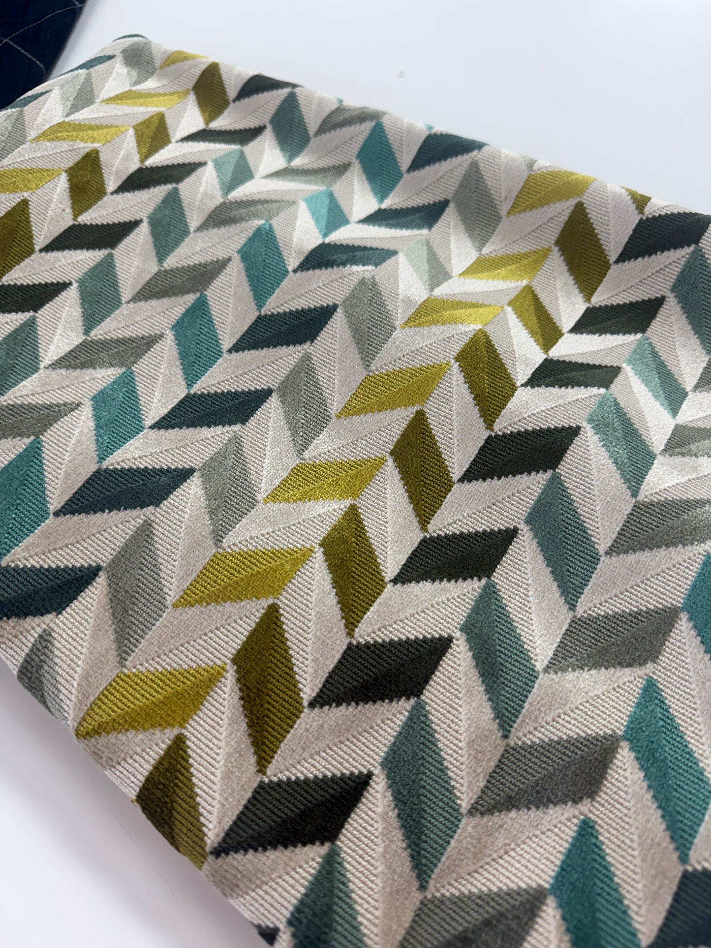 Romo - Katori - 7959/04 Olivine, 2 yards