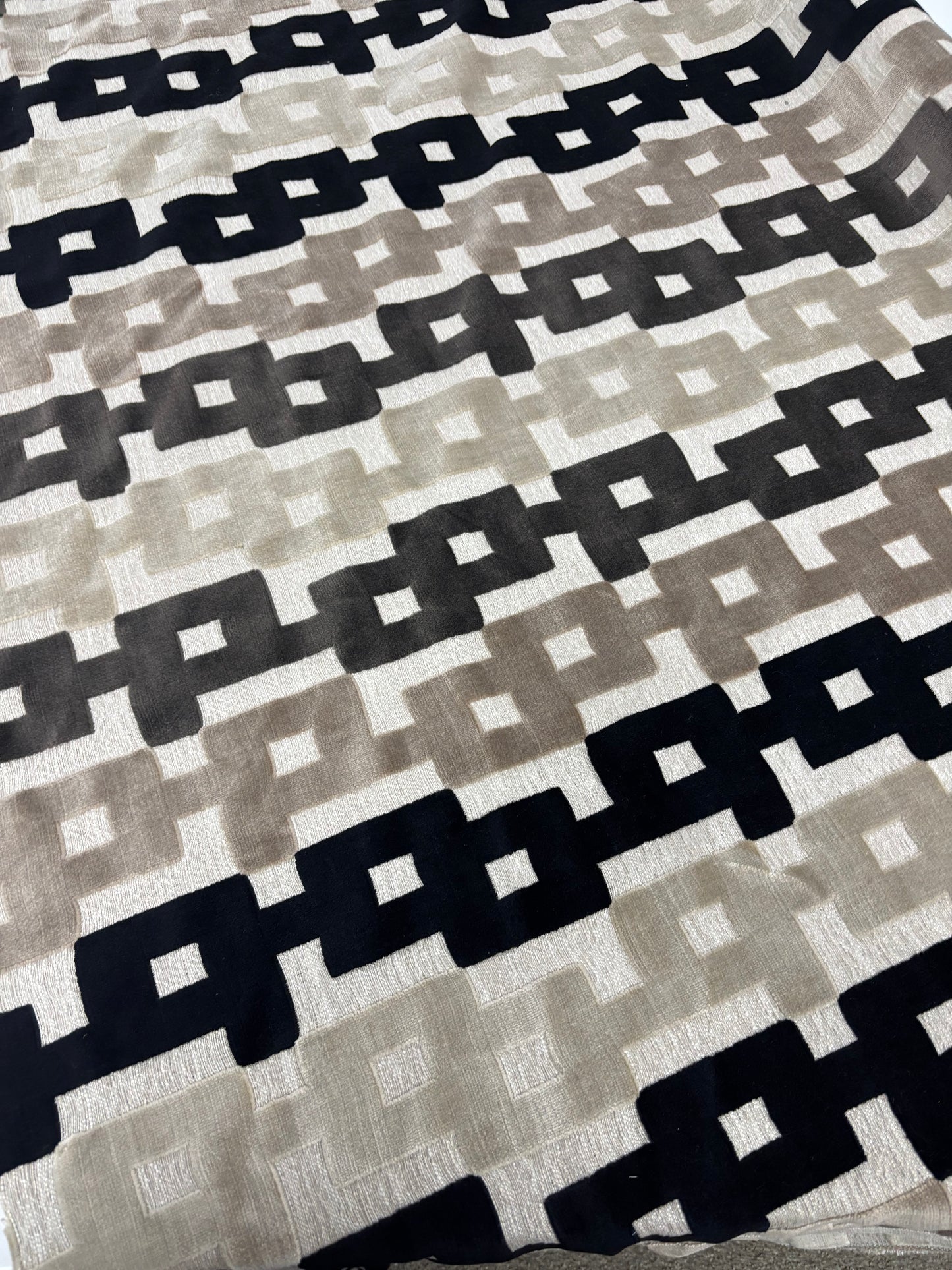 KRAVET COUTURE-35856, 1.6 yards