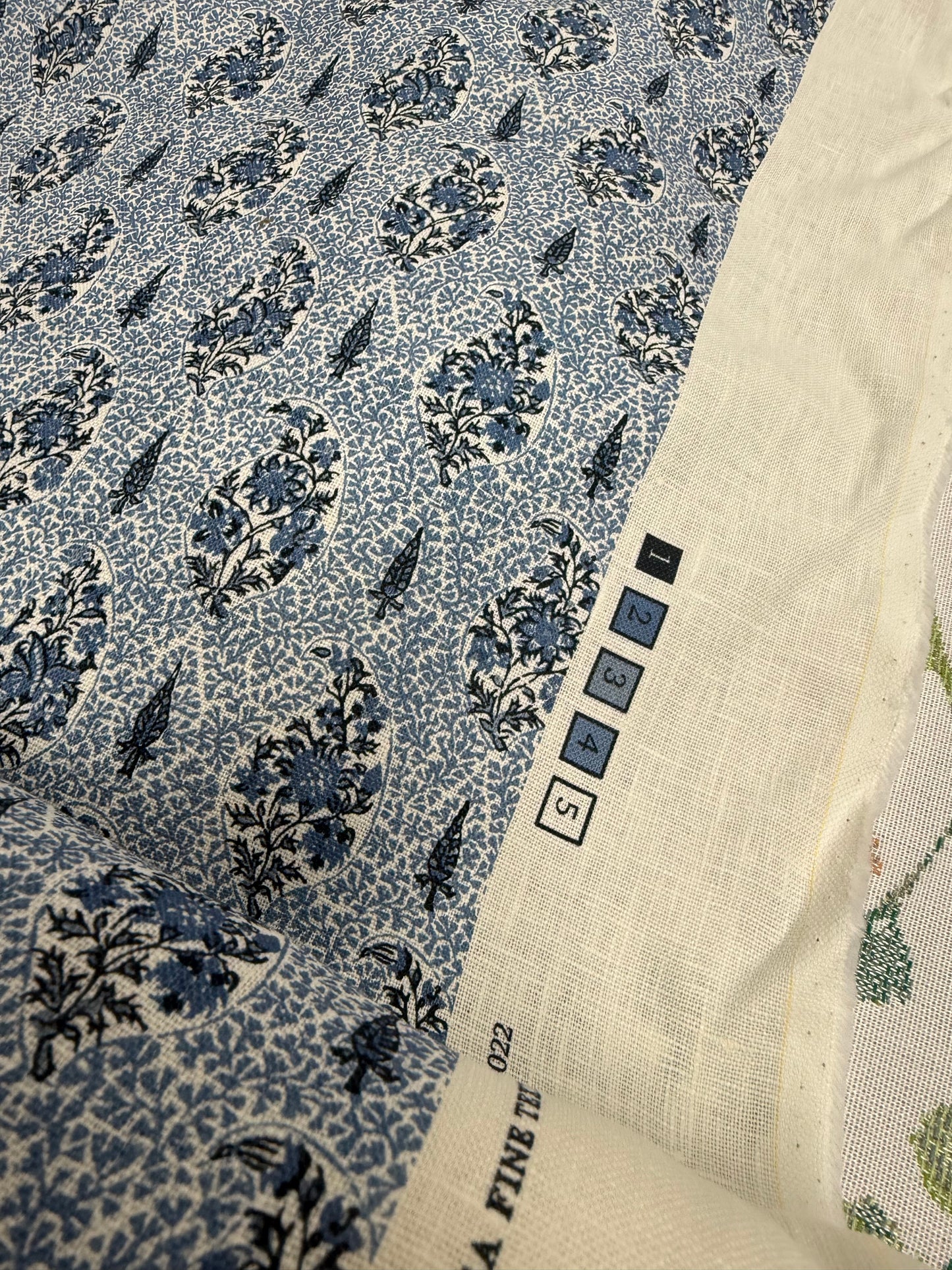 Lisa Fine, Fabria, 1 Yard All