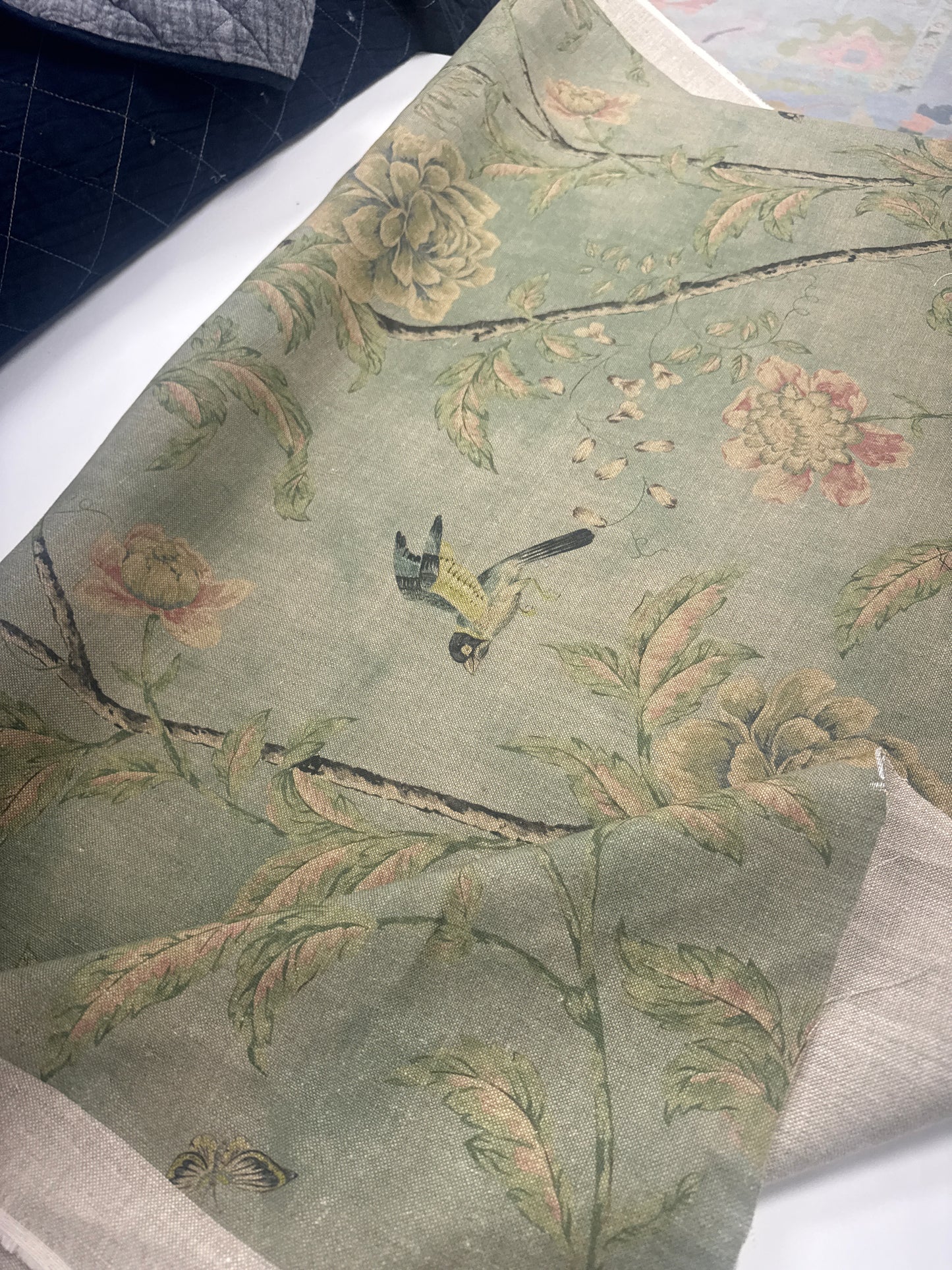 PARADISO CELANDINE GREEN | ACQUITAINE LINEN, 1.5 yards