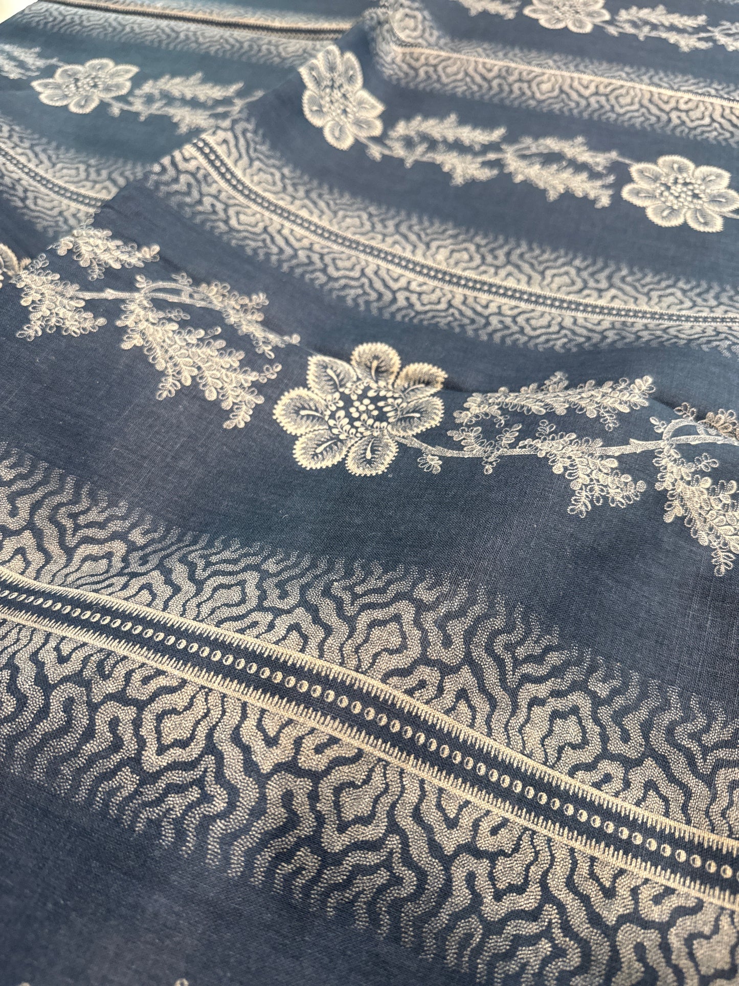 Lisa Fine, Daphne, By the yard