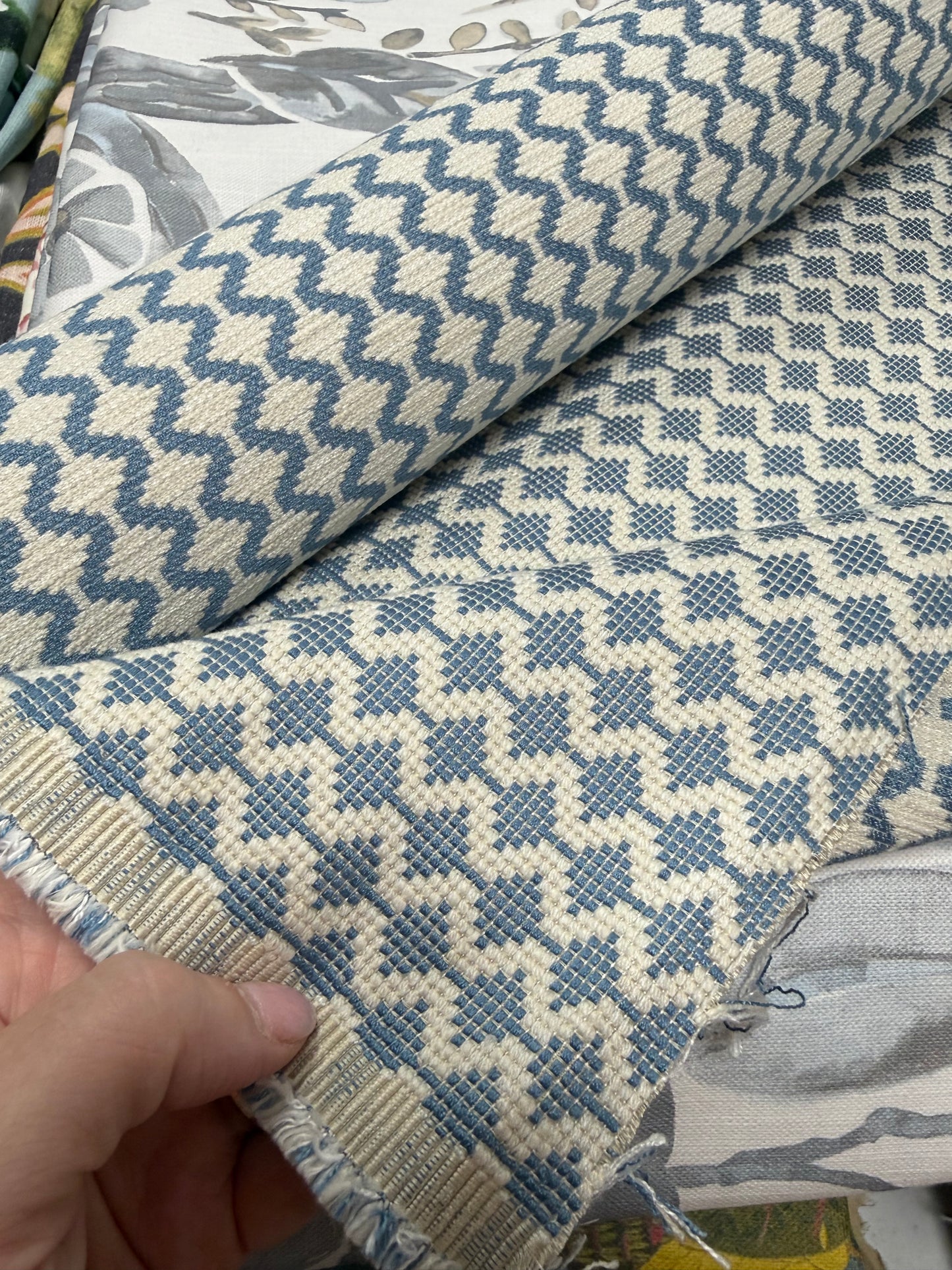 Blue And White, 2 Yards All
