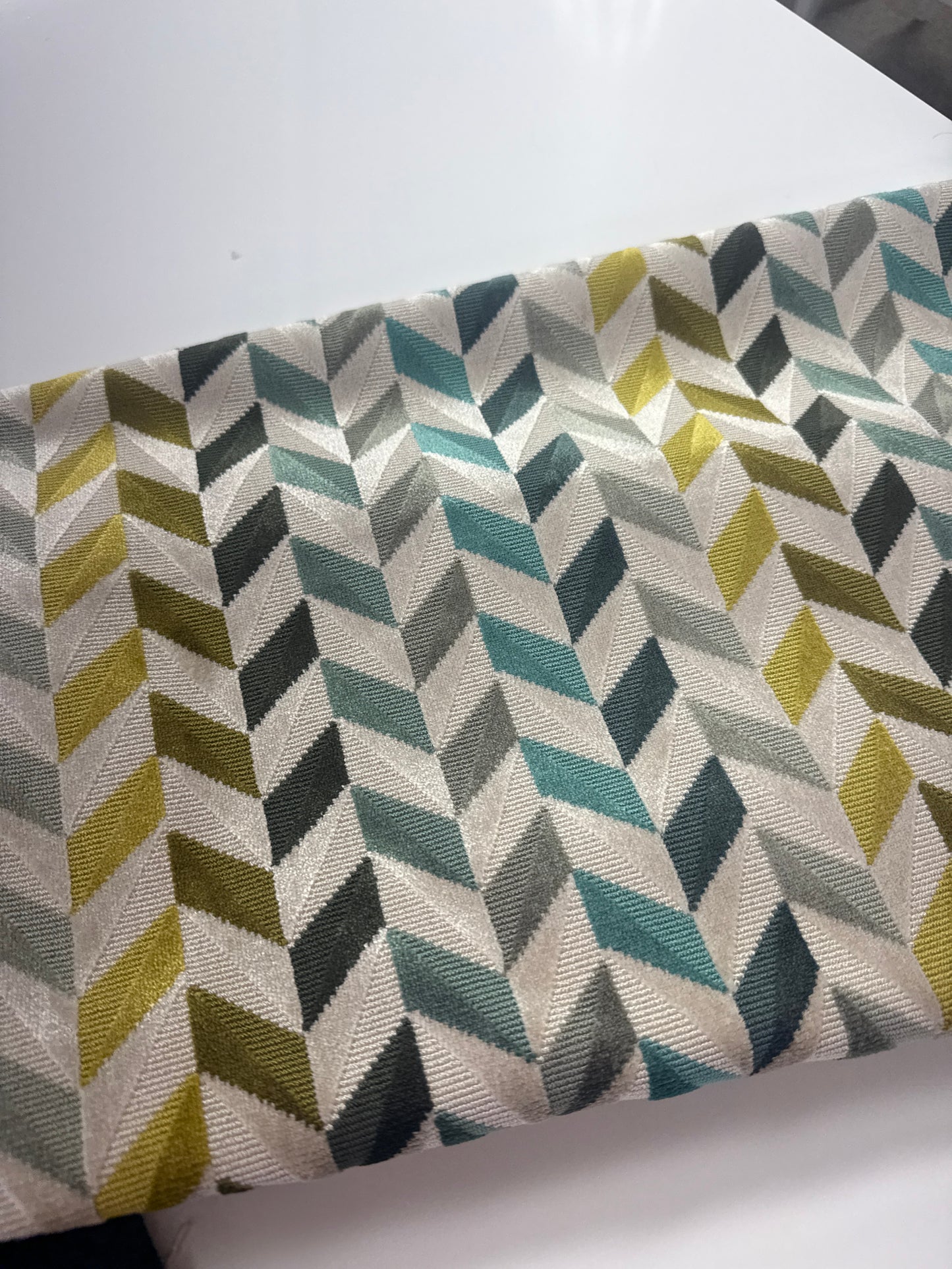 Romo - Katori - 7959/04 Olivine, 2 yards