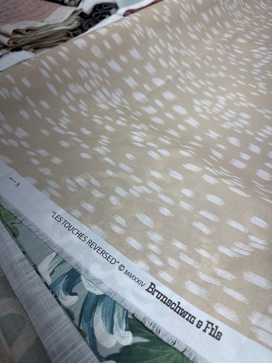 Brunschwig & Fils, Les touches reversed, 3.75 yards