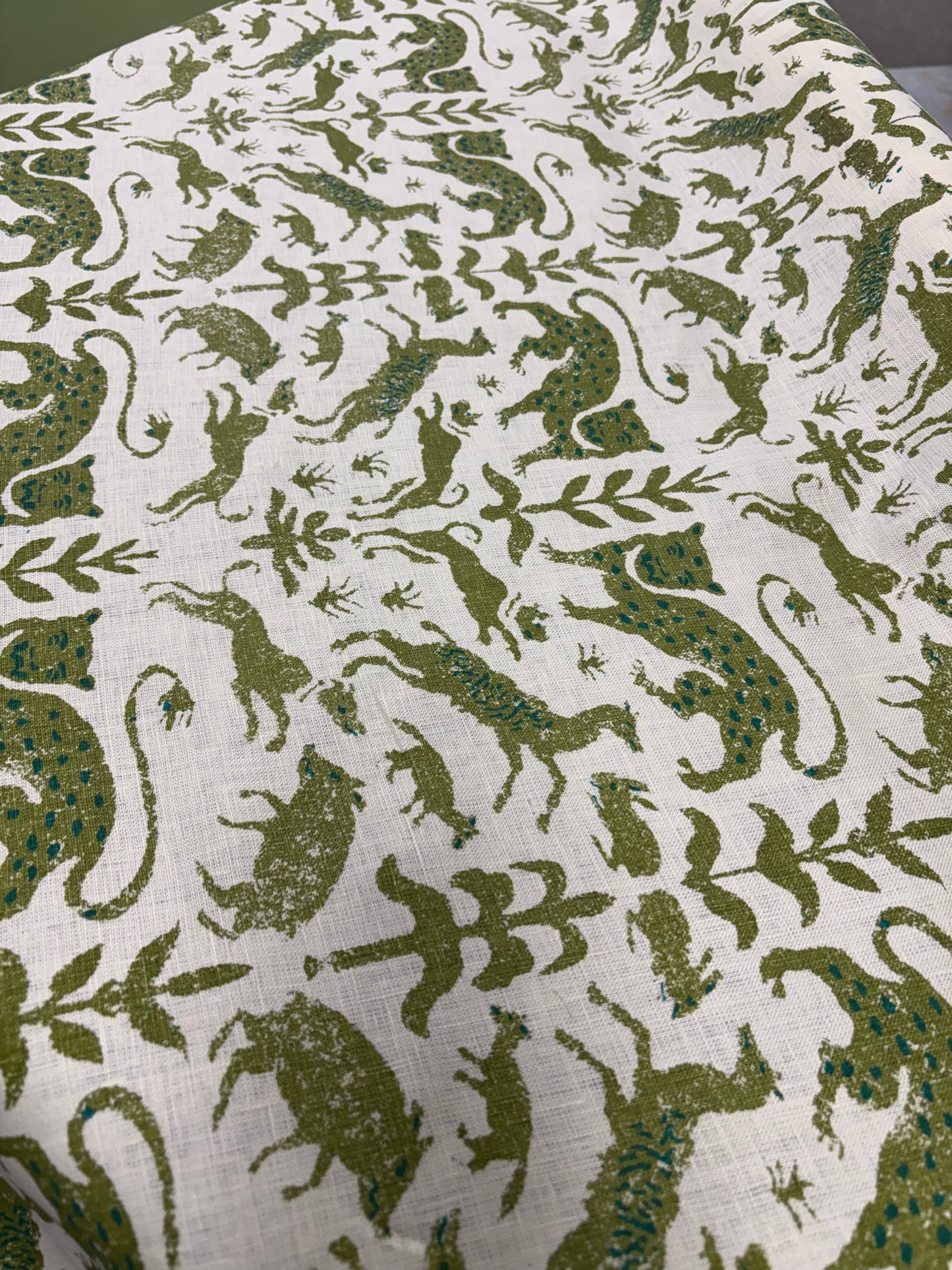 Pintura Studio, petite Escorial, 1 yard