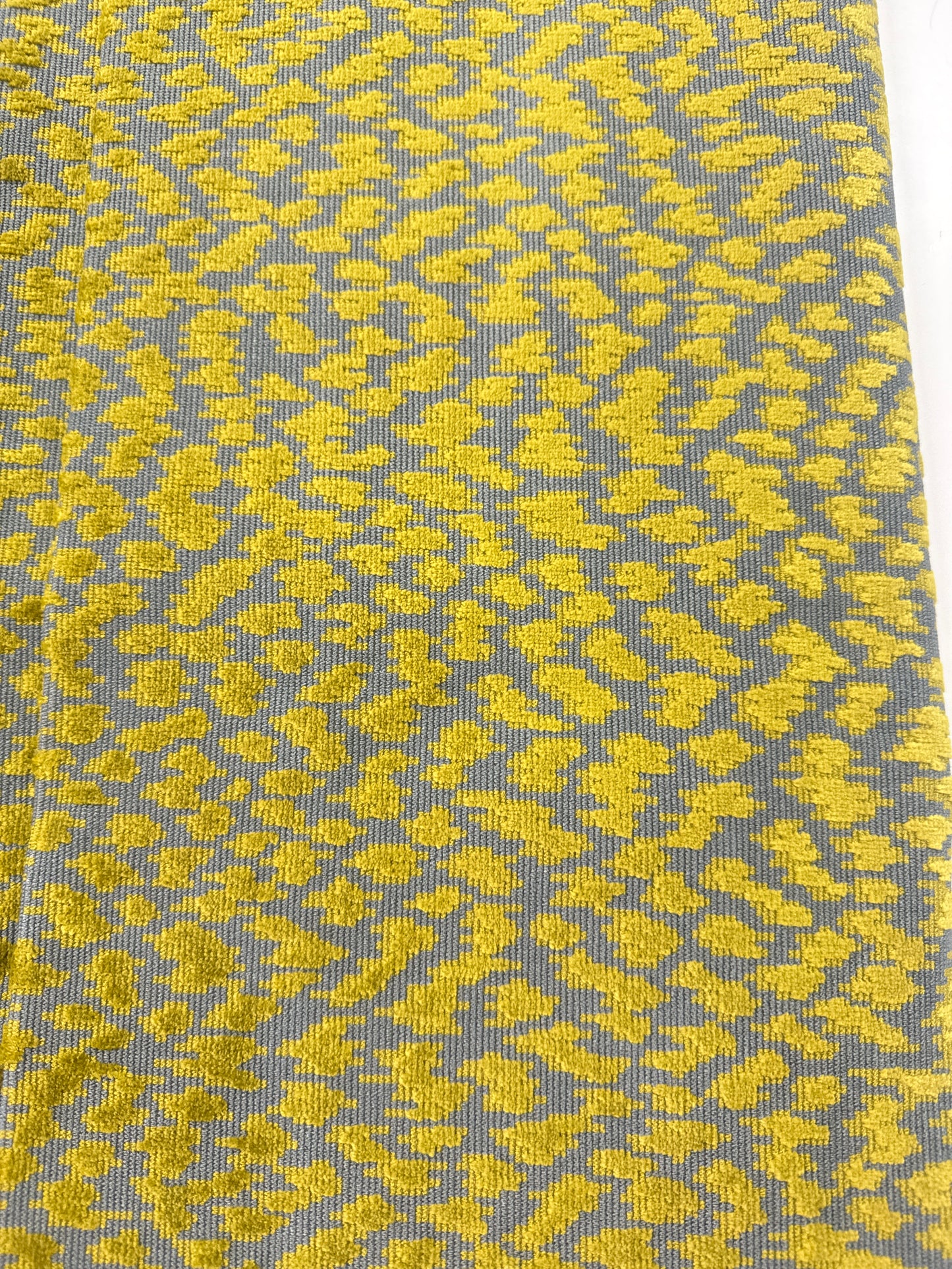 Romo - Otis - 7802/01 Fenugreek, 1 yard