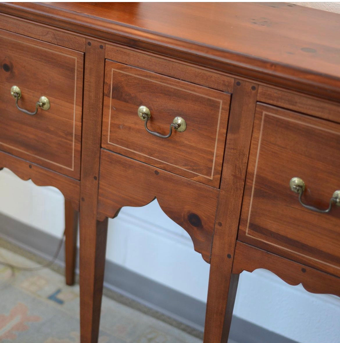 Traditional sideboard buffet