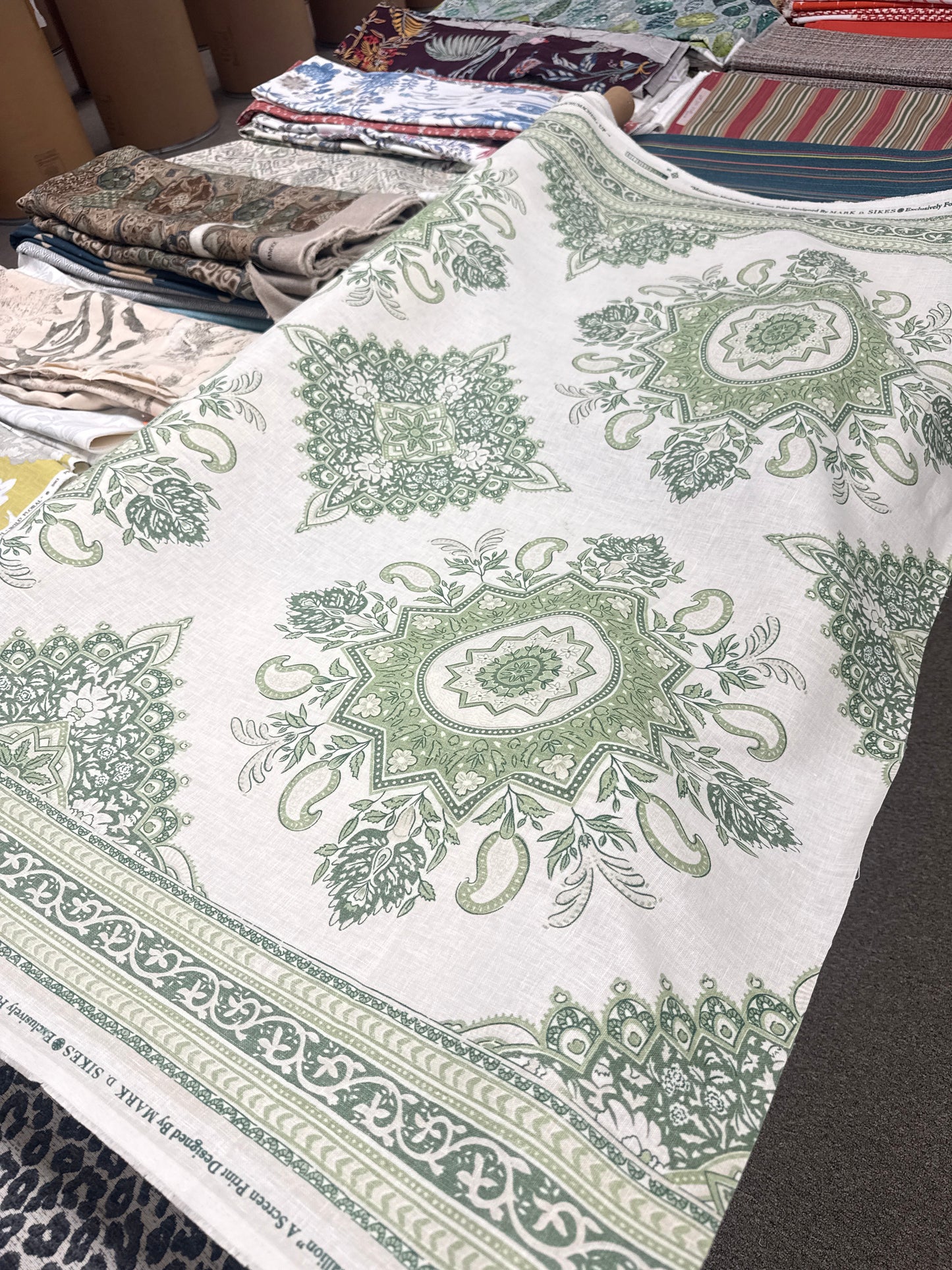 Schumacher, montecito medallion, by the yard