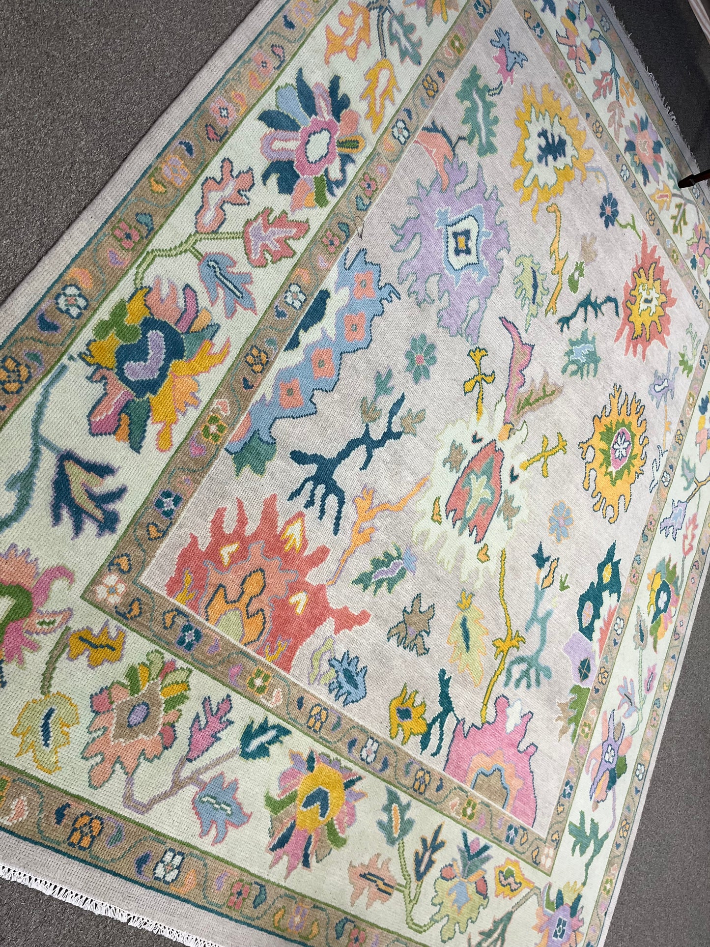 8x10 Hand Knotted Rug