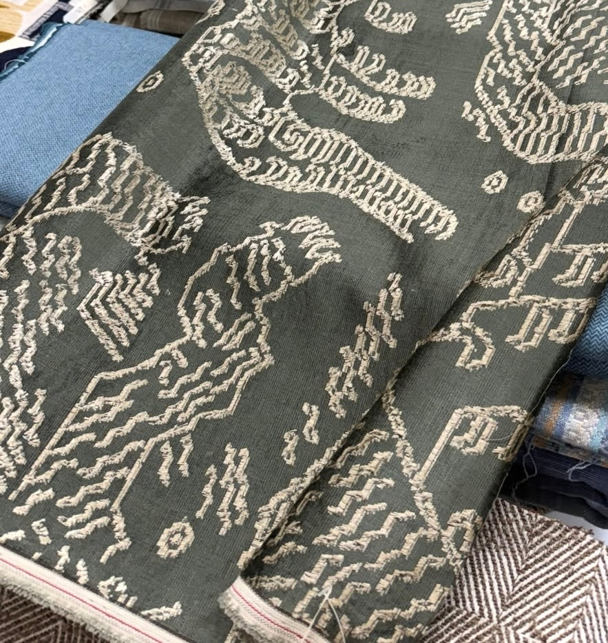 Dedar, velvet, green, tiger mountain, 0.8 yards