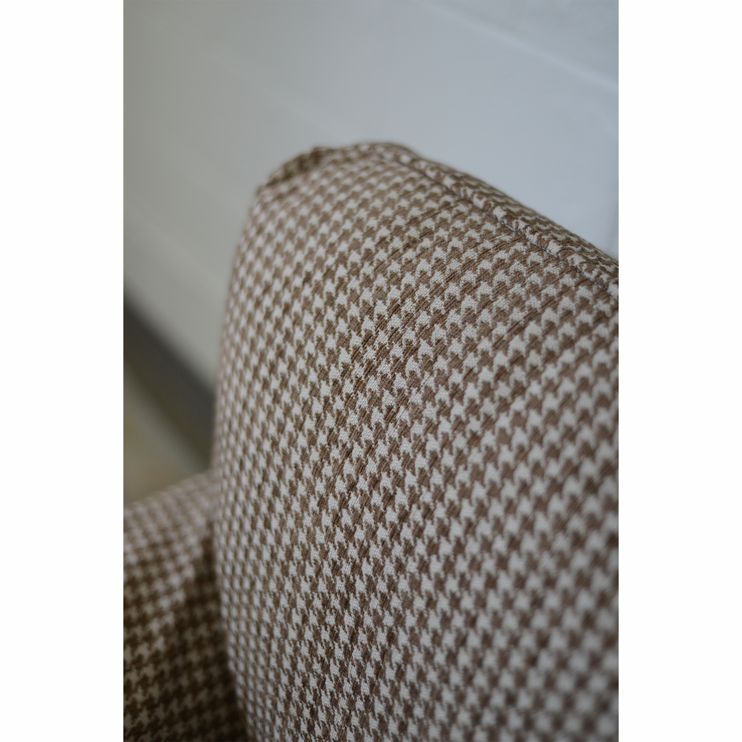 (NEW!) Brown Houndstooth Sofa